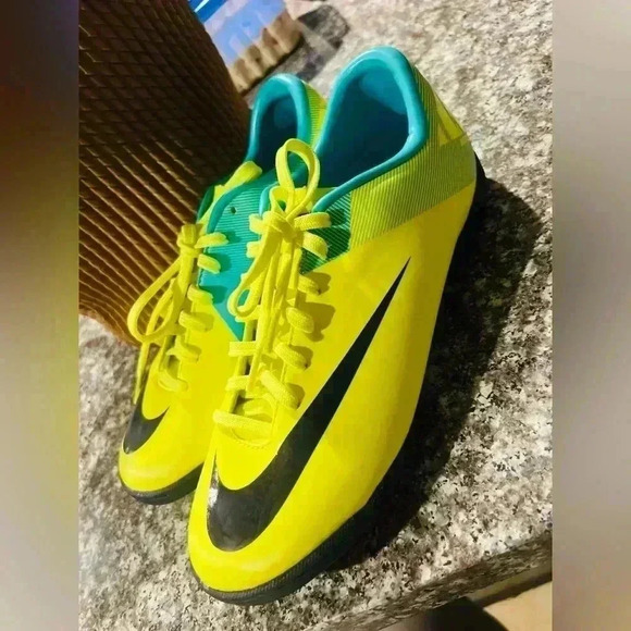 Nike Mens Rare Mercurial Victory II Turf Soccer Shoes Cleats 441994-754 Size 6 - Picture 4 of 9